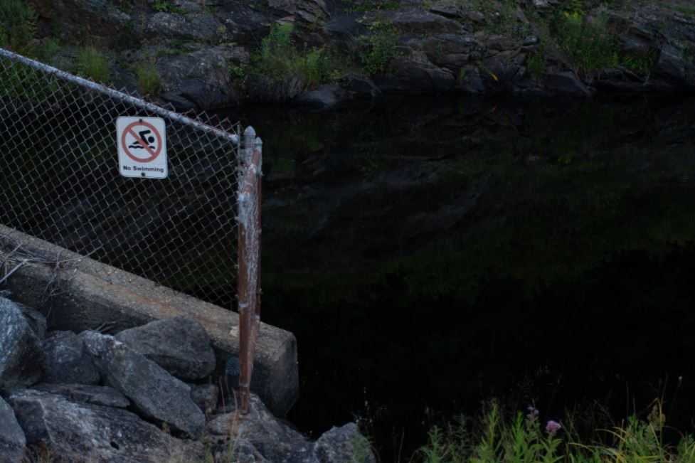 no swimming.JPG